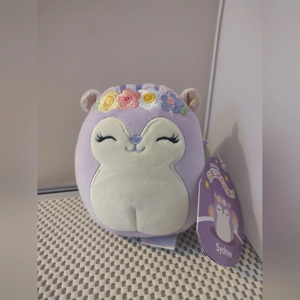Squishmallows Sydnee The Squirrel Easter NWT Plush 4.5